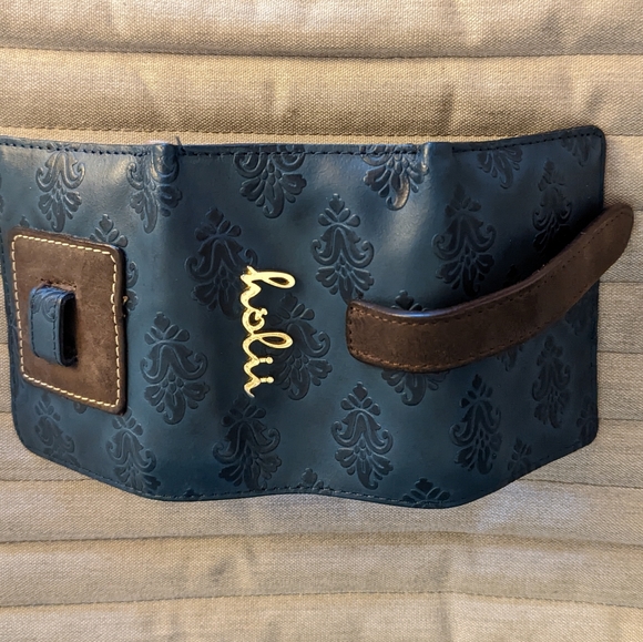 Holii handcrafted leather trifold wallet - Picture 2 of 6